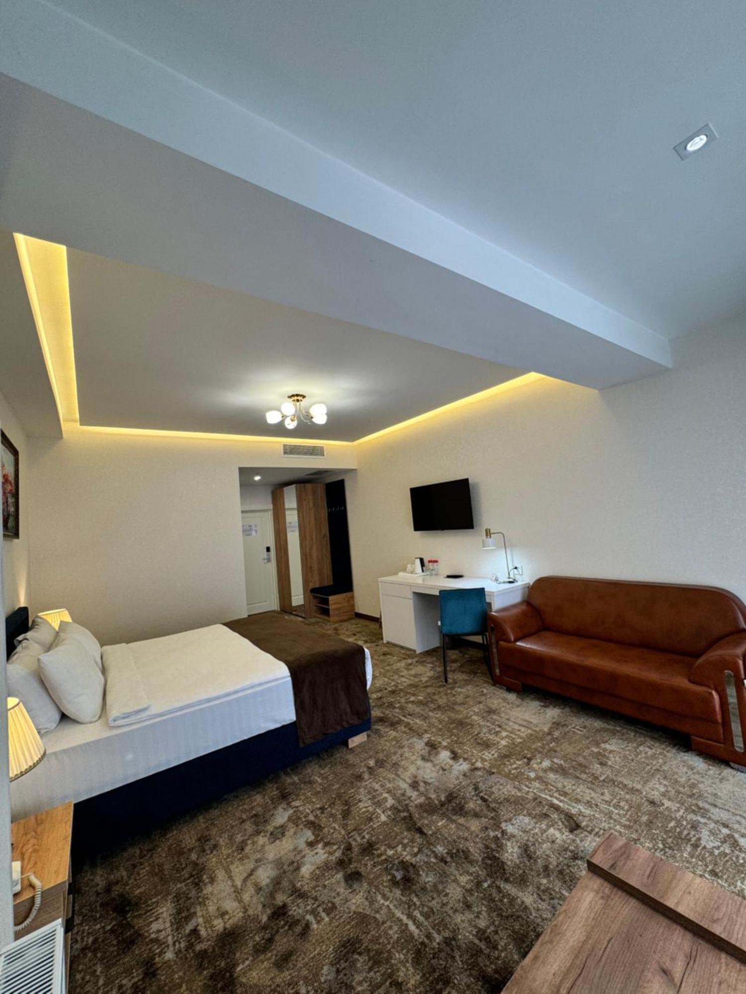 Garnet Mir Hotel Tashkent Luaran gambar