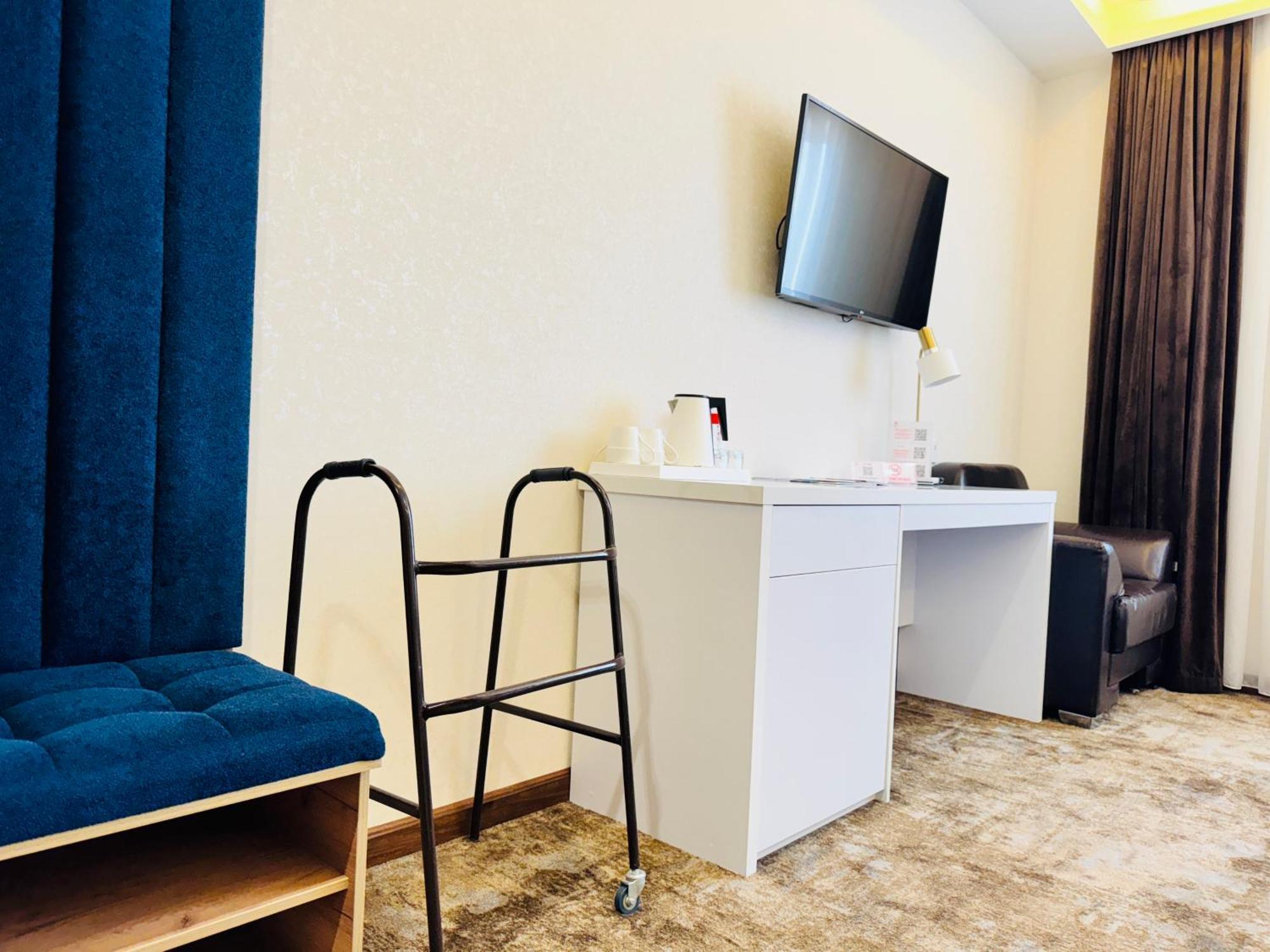 Garnet Mir Hotel Tashkent Bilik gambar