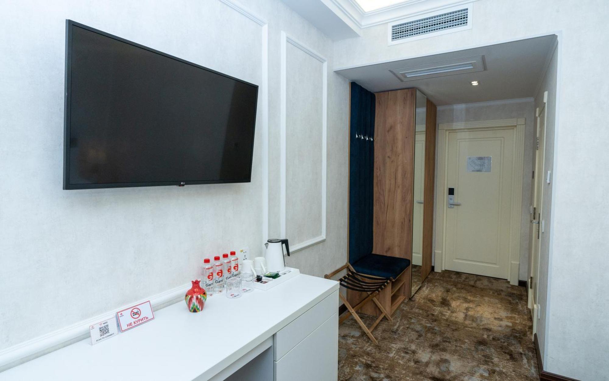 Garnet Mir Hotel Tashkent Bilik gambar